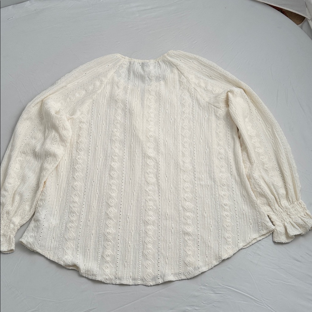 Frye Salt Breeze cream off-white split neck long sleeve peasant blouse - Picture 6 of 12